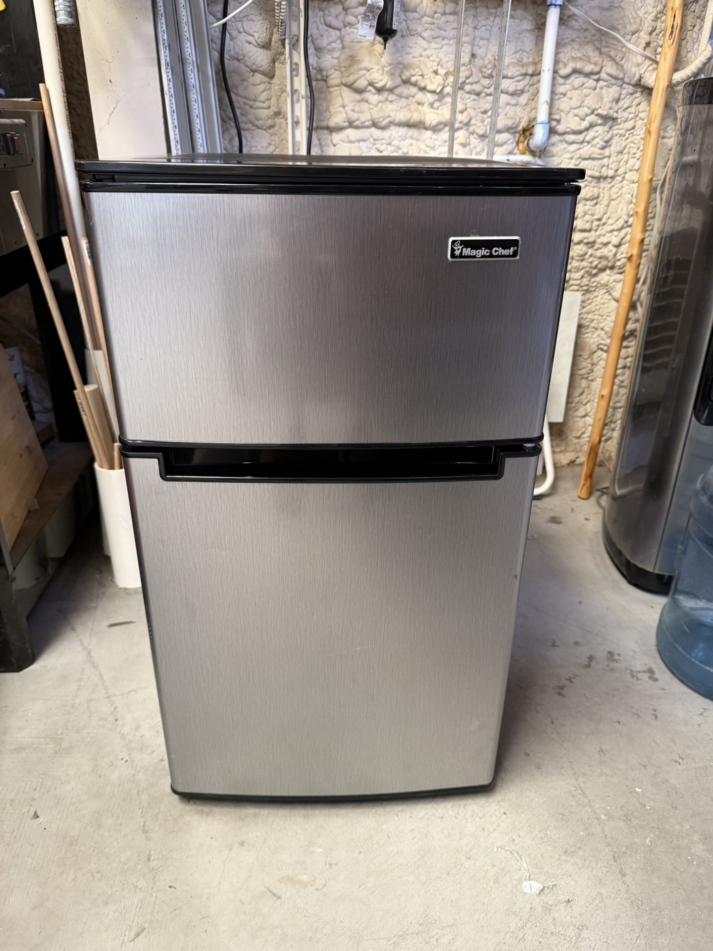 Magic Chef Mini Fridge