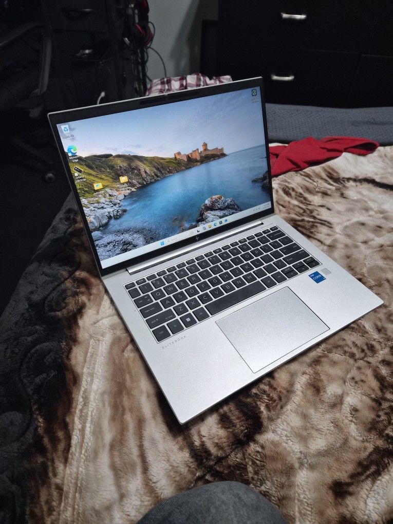 HP Elitebook 840 G10