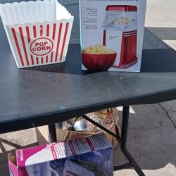 Nostalgia Popcorn Machine Maker 