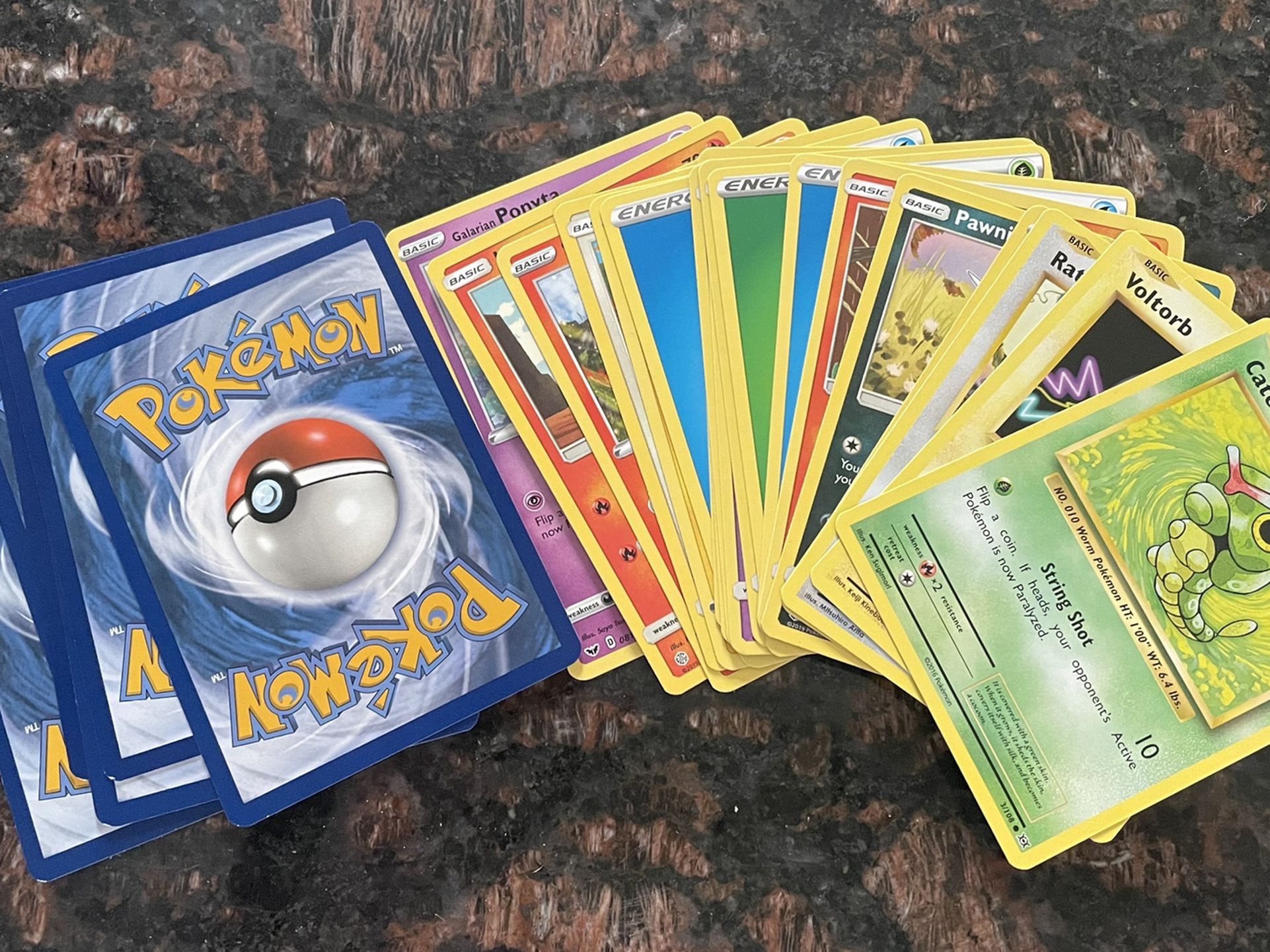 25 Pokémon Cards