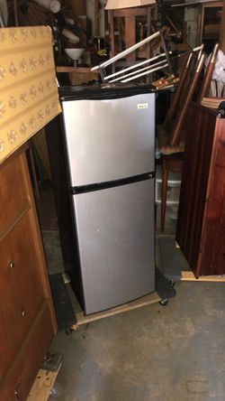 Mini fridge freezer magic chef