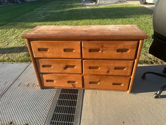 Free dresser