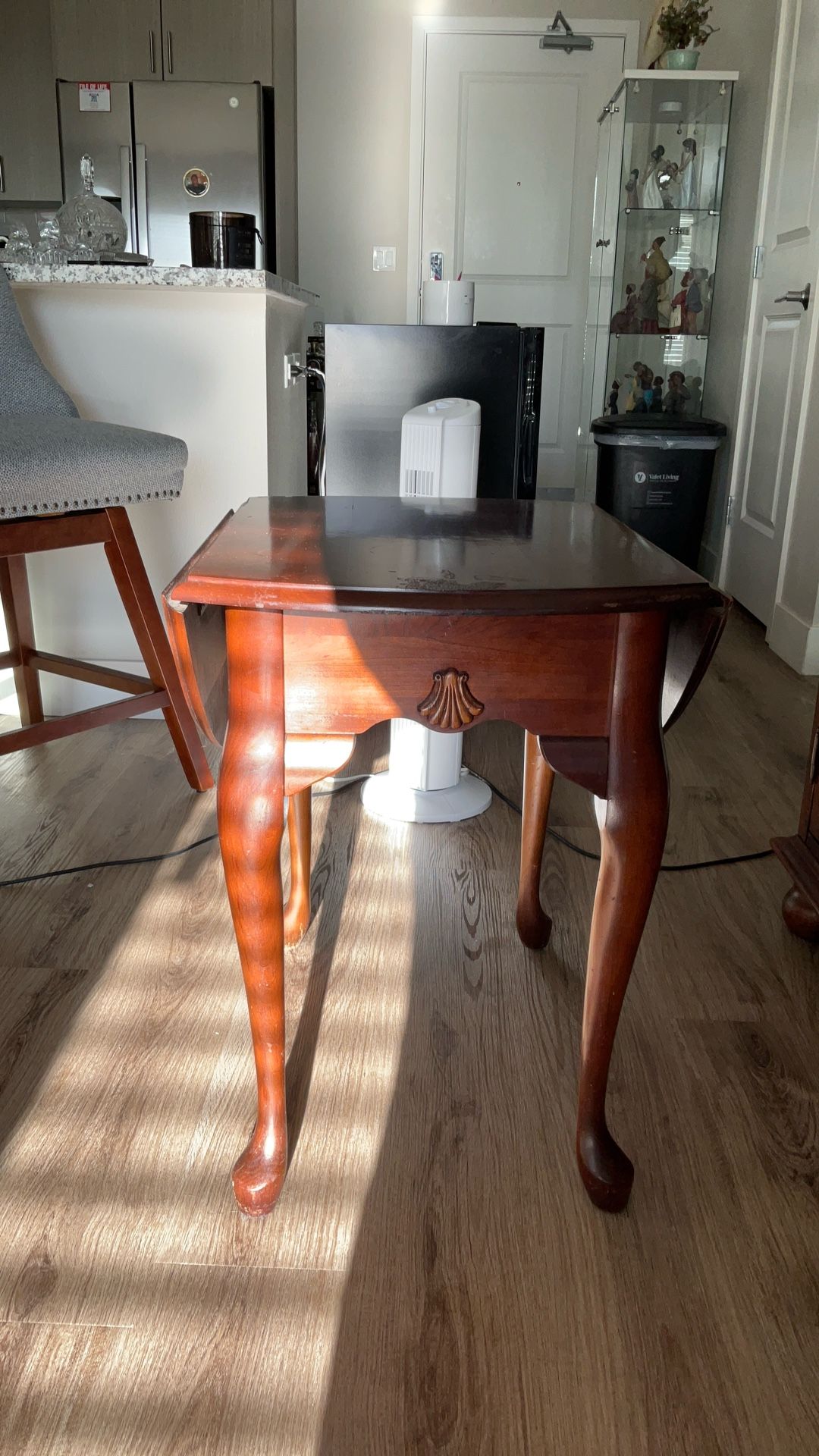 End Table (Cherry Wood)