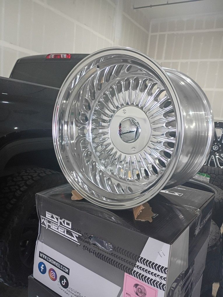 18x11 Esko 5x127 Or 5x139 New 