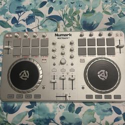 Numark Mixtrack II  For Sale/trade 