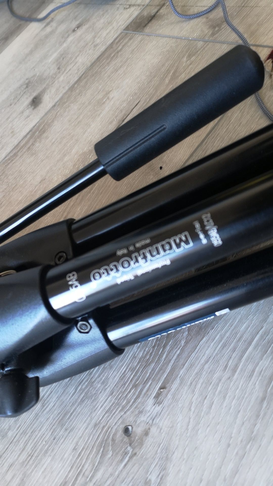 Manfrotto Pro Tripod