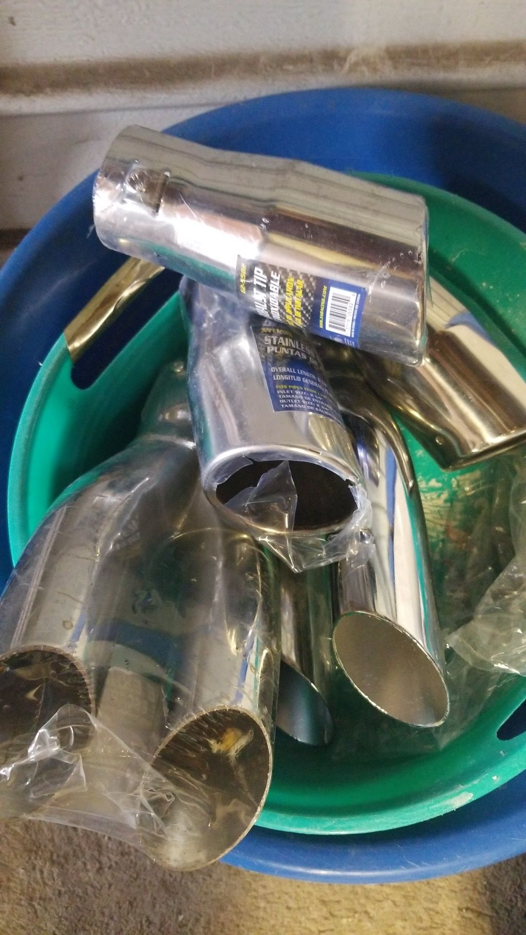 Muffler tips chrome