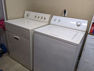 In Good Working Condition. DELIVERY 🚚 AVAILABLE 