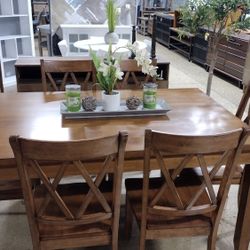 7 Pc Large  Dining Table Set  With Drawers