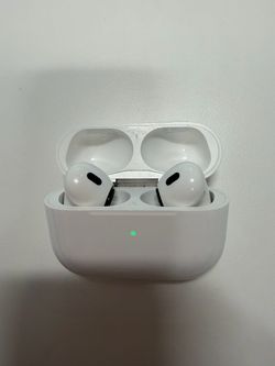 Apple AirPods Pro with Charging Case