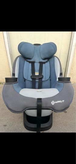 SAFETY 1ST CONVERTIBLE