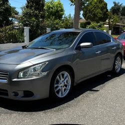 2014 Nissan Maxima