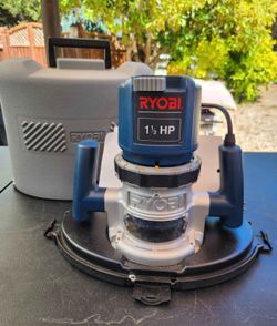 Ryobi R160 1 1/2 HP Router with case