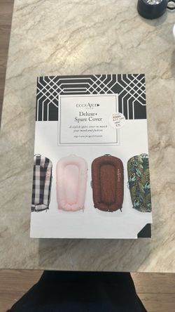 Dockatot Deluxe + Pink Cover