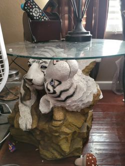 Tiger End Tables With Lamps