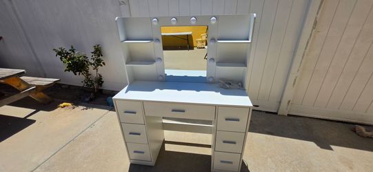 Vanity