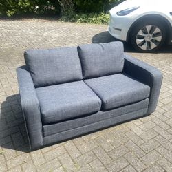 Urban Outfitters - Gavin 2 Seat Sleeper