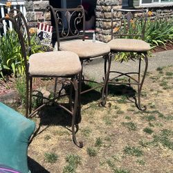 Set Of 3 Barstools