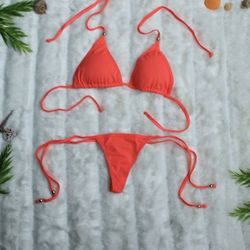 Colombian Bikini with thong perfect for tanning