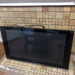Tv Panasonic 52” Not Smart 
