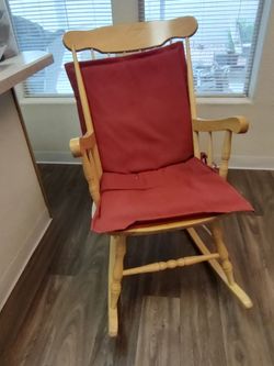 FREE -Rocking chair - needs easy repair