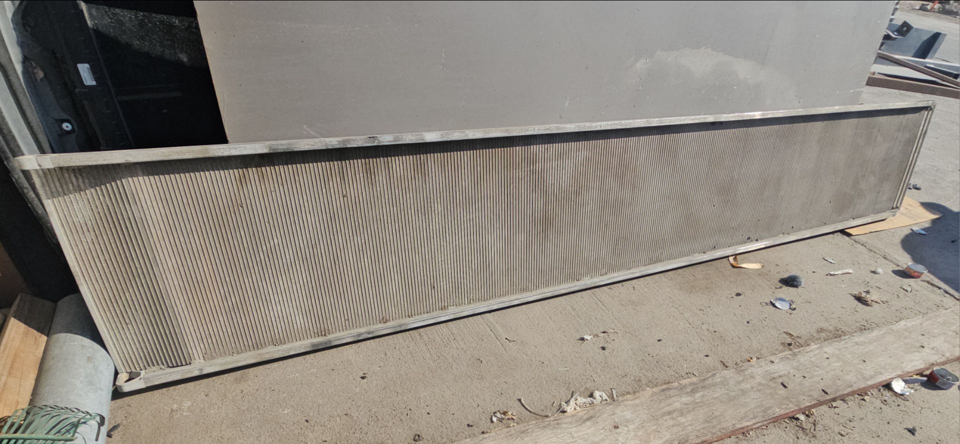 13 1/2 feet long aluminum Ramp