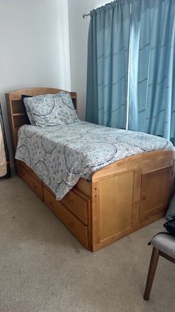 Twin bed with mattress