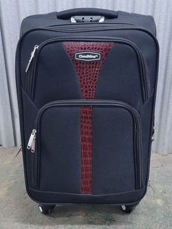 Cloud Nine Black Spinner Carry-on suitcase