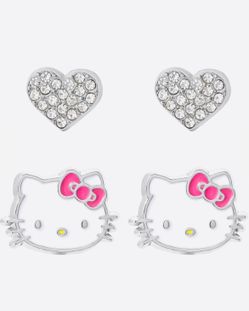 Adorable! Sanrio®️💕🤍🎀HELLO KITTY🎀🤍💕2pc Earring Set