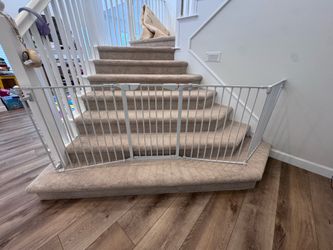 Wide baby gate