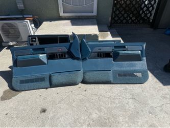 Door panels Obs Chevy