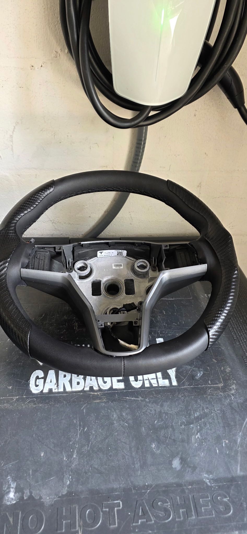 New OEM model Y steering wheel and car mats 