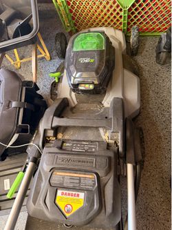 Battery powered lawnmower
