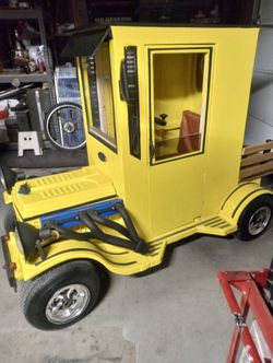 Model Tee 36 volt Golf Cart