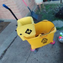 Cubeta Para Trapeador Comercial Barata $18 Dlls 