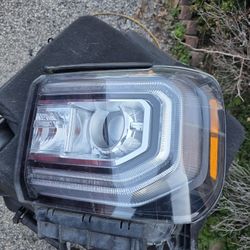 2016-2018 Gmc Sierra Headlight Oem