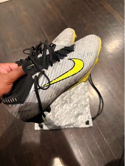 Nike soccer cleats size 7 in men’s