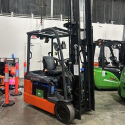 Toyota Forklift 2018 Electric 4,000 LBS 