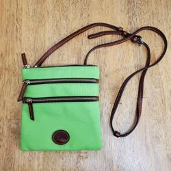 Dooney & Bourke crossbody triple zip purse. Authentic Dooney & Bourke