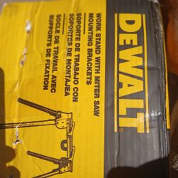 DEWALT
15.4 lbs. Heavy Duty Work Stand with Miter Saw Mounting Brackets
