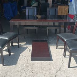 Kitchen Table 72“ X 42“ With 18 Inch Leaf Six Chairs