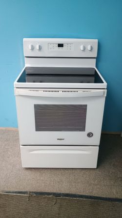 Electric stove like new condition