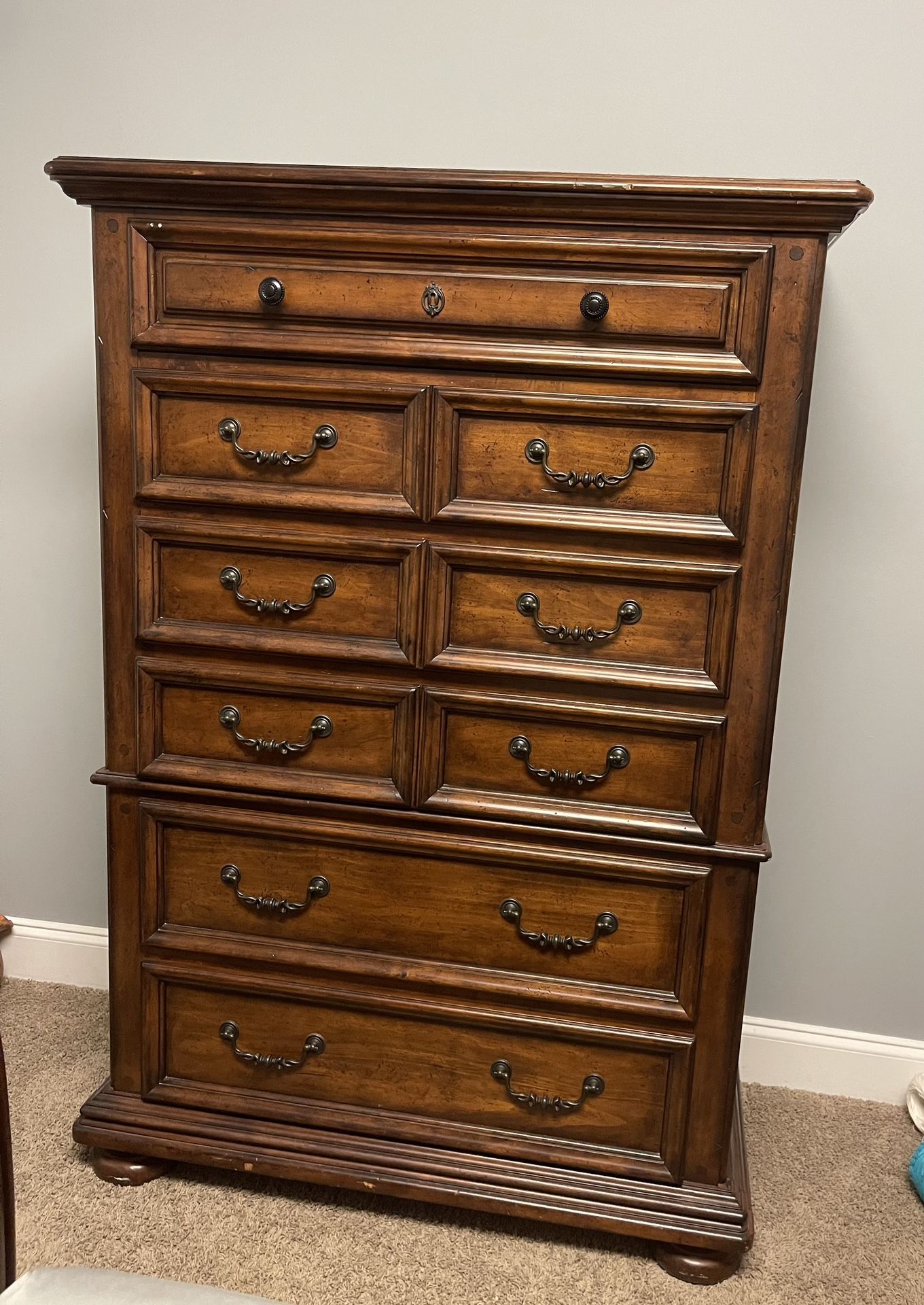 Chest/Dresser