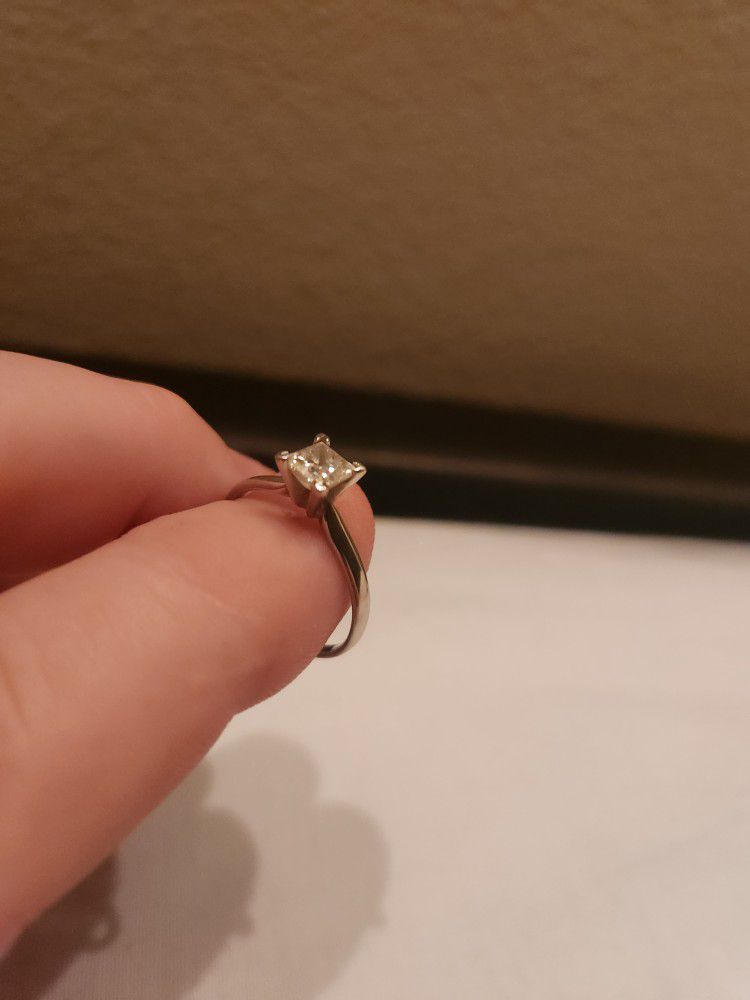 1.05 Carat Engagement Ring