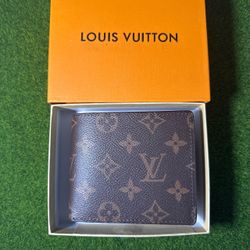 Louis V Wallet