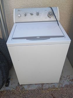 Washer machine whirlpool heavy duty in good condition