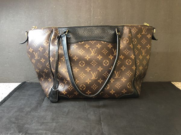 Louis Vuitton Black Monogram Retiro NM Handbag for Sale in Tampa, FL - OfferUp