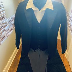 3 Piece Suit 