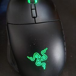 Razer Basilisk Gaming Mouse RGB Lighting