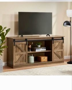 Mueble hermoso madera para debajo de la tele $ 120